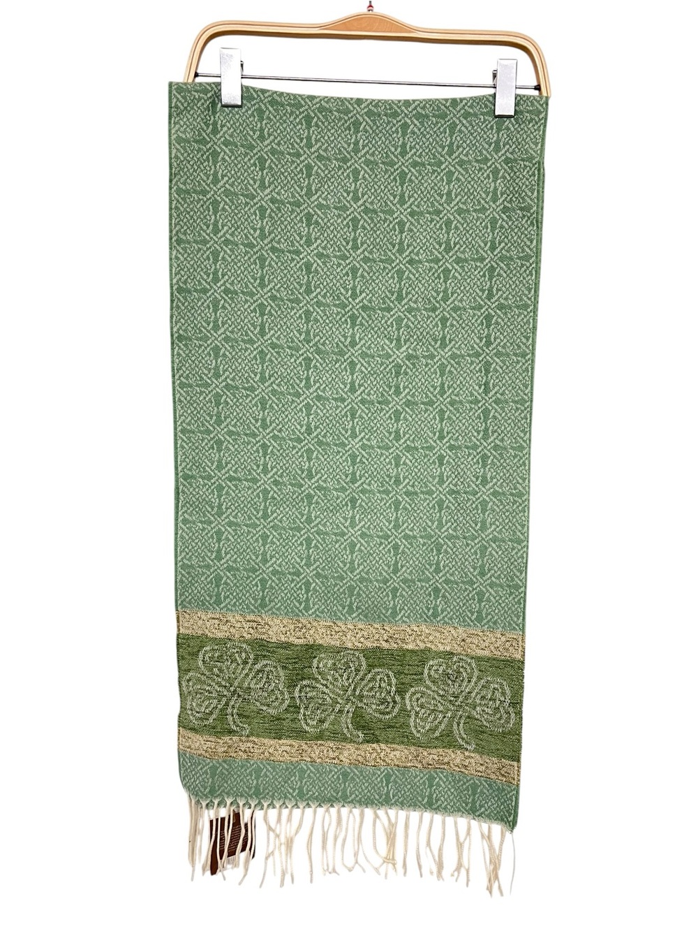 New Aran Sweater Market Celtic Shamrock Green Patterned Fringe Scarf - Picture 3 of 6